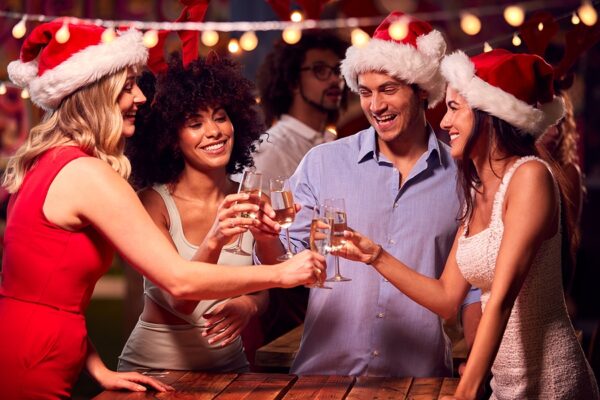 Office Christmas Party Do's and Don'ts